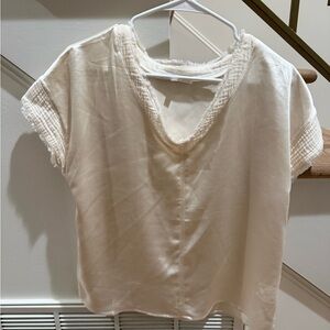 MELISSA NEPTON Cream Short Sleeve Top